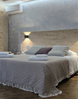 Camera 1 matrimoniale Casa Catone β letto matrimoniale e arredo elegante